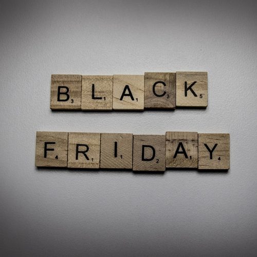 Black Friday vs. Cyber Monday – który dzień sprzedaży wybrać dla swojego e-commerce?